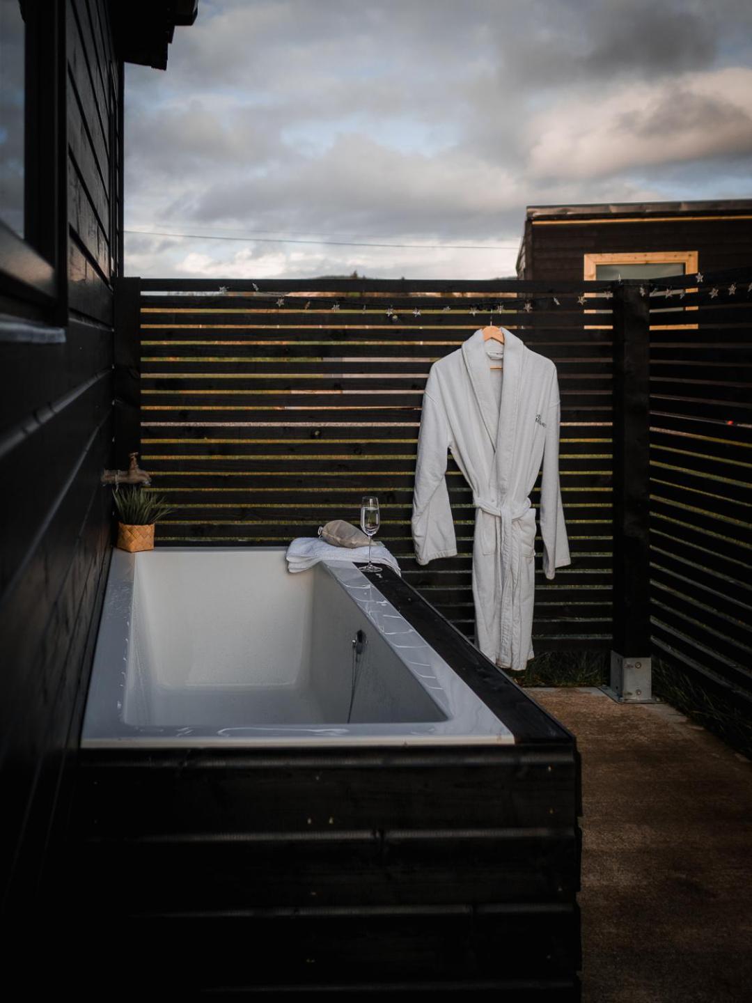 Wild Hideaways Luxury Lodges And Eco Spa Бантри Екстериор снимка